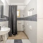 Sun Wave Sea View Retreat