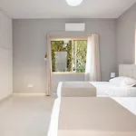 Sun Wave Sea View Retreat بييا