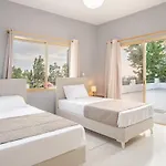 Sun Wave Sea View Retreat فيلة بييا